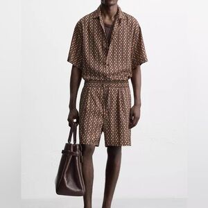 Zara Brown Patterned Flowy Men Shorts